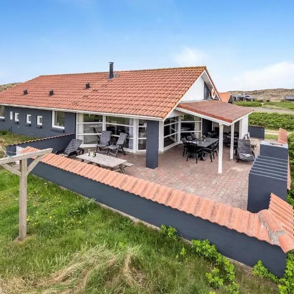 4 Bedroom Beautiful Home In Hvide Sande，位于维泽桑讷的酒店