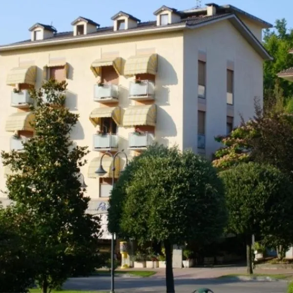 阿尔伯格马伦吉酒店，位于Casa Caselli的酒店