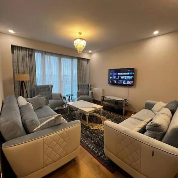 Lux 2+1 apartment in Başakşehir ISTANBUL，位于巴斯克希尔的酒店