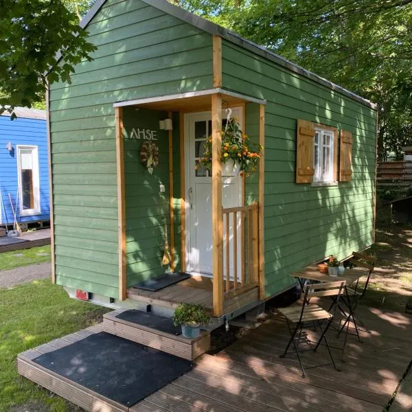 Tiny House Ahse im PIER9 Tiny House Hotel，位于哈姆的酒店