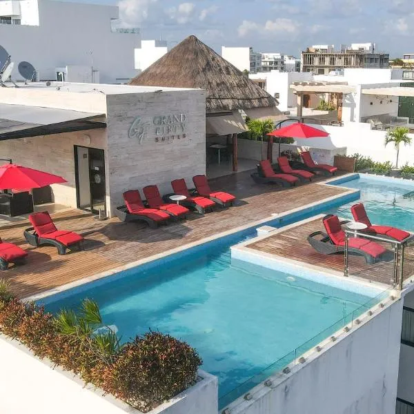 Grand Fifty Suites，位于普拉亚卡门的酒店