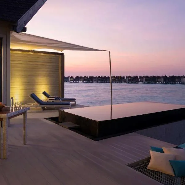Kuredhivaru Resort and Spa - Maldives，位于马纳杜岛的酒店