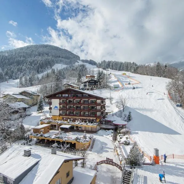 ALPIN- Das Sporthotel - SKI IN SKI OUT cityXpress, SUMMERCARD INCLUDED，位于滨湖采尔的酒店