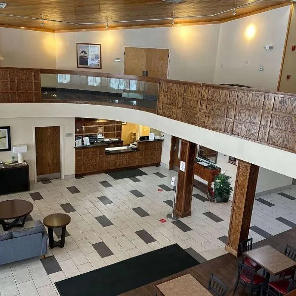 Baymont by Wyndham South Bend Near Notre Dame，位于南本德的酒店