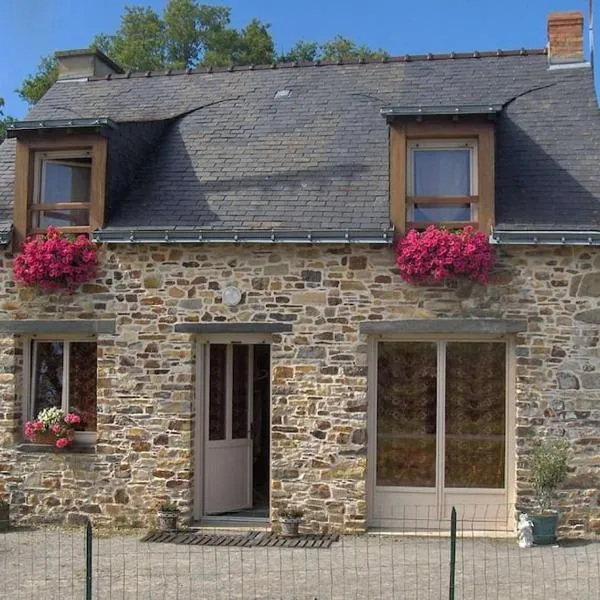 Charmante maison en campagne，位于Sainte-Anne-sur-Vilaine的酒店