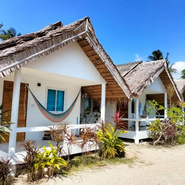 Sand Terrace Beach Bungalows，位于班泰的酒店