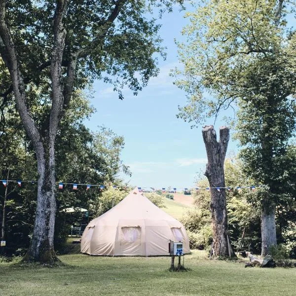 Camping d'artagnan，位于Cazaux-dʼAnglès的酒店