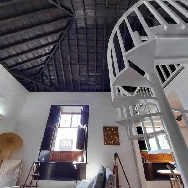 CASA YOOJ designers house in teguise，位于特吉塞的酒店