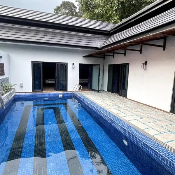 Charis Janda Baik Semi D Villa 6: 3 Bedroom + Pool，位于彭亨的酒店