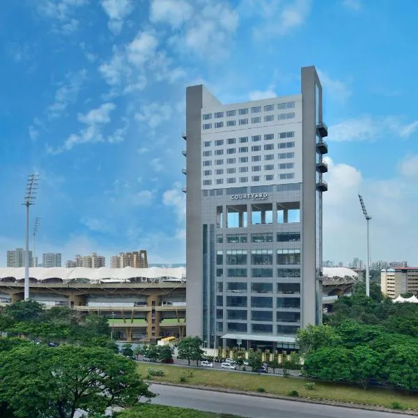 Courtyard by Marriott Navi Mumbai，位于纳威孟买的酒店