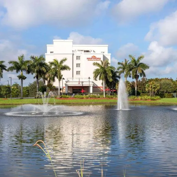 西棕榈滩豪顿温德姆酒店，位于棕榈滩海岸的酒店