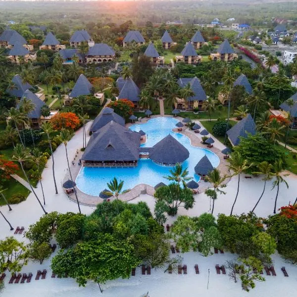 Neptune Pwani Beach Resort & Spa Zanzibar - All Inclusive，位于普瓦尼梅查恩加尼的酒店