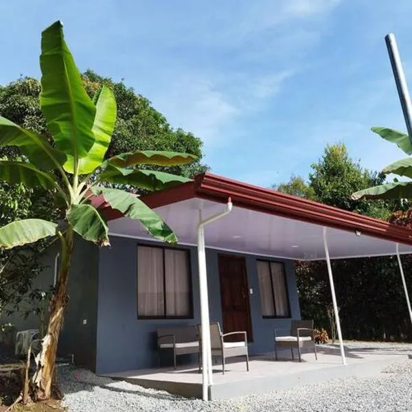 Rest and relax in this beautiful tiny house.，位于San Rafael Norte的酒店