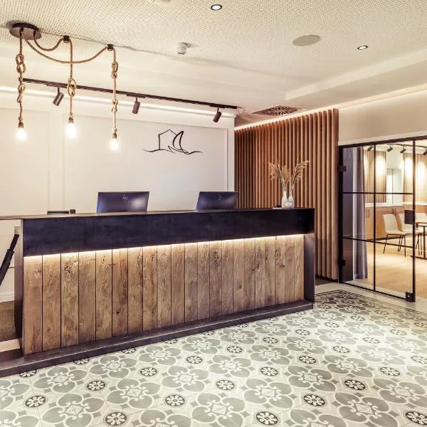 Hafenhotel zu Putbus，位于普特布斯的酒店