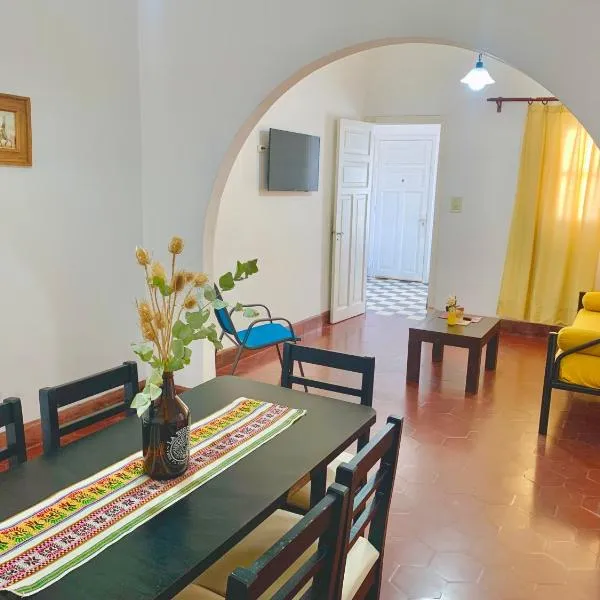 Hermoso departamento super amplio en pleno centro，位于萨尔塔的酒店