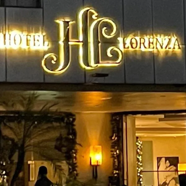 洛伦扎酒店，位于独鲁万的酒店