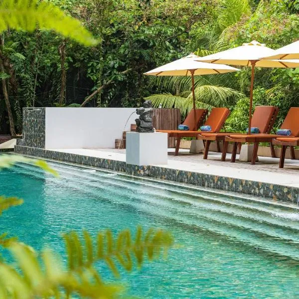 Thalassa Dive & Wellbeing Resort Manado，位于沃瑞的酒店