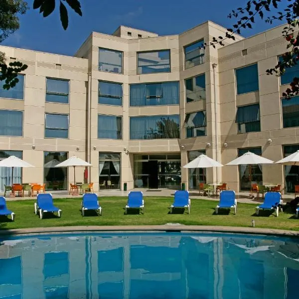 科斯塔皇家酒店，位于La Playa的酒店