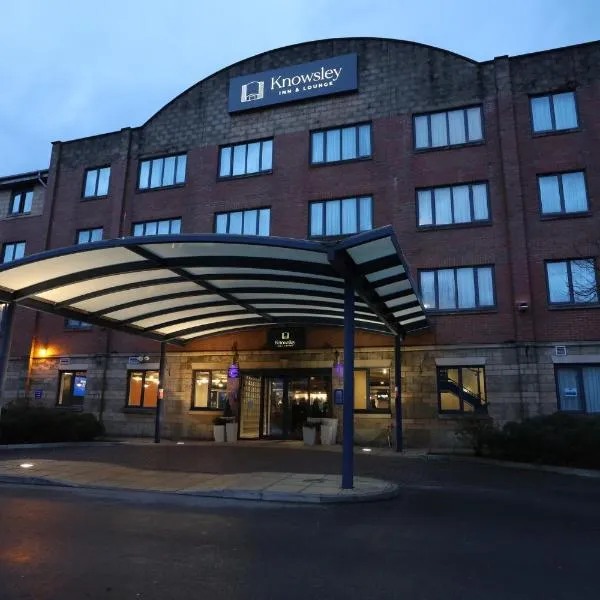 Knowsley Inn & Lounge formally Holiday Inn Express，位于Bickerstaffe的酒店