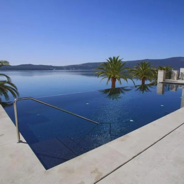 Porto Montenegro，位于蒂瓦特的酒店