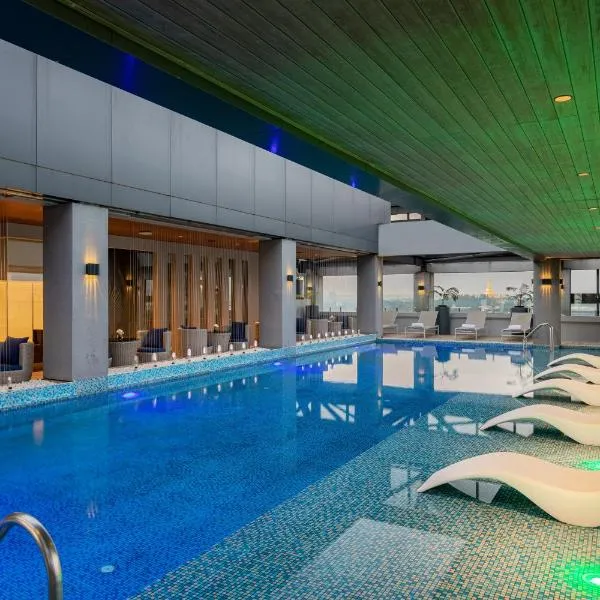 Yangon Thanlwin Hotel，位于仰光的酒店