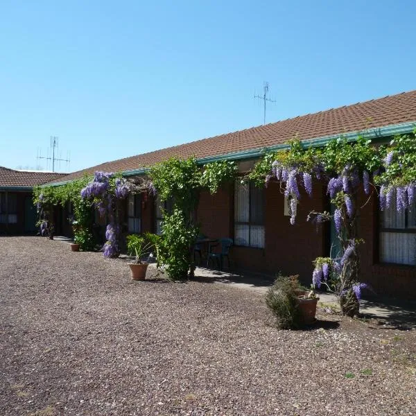 Birch Motel Tocumwal Previously Known as Kanimbla Motor Inn，位于托克姆沃尔的酒店