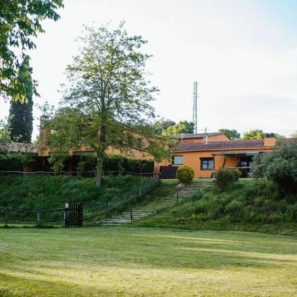 Casa rural en el campo LAS DALIAS，位于托尔德拉的酒店