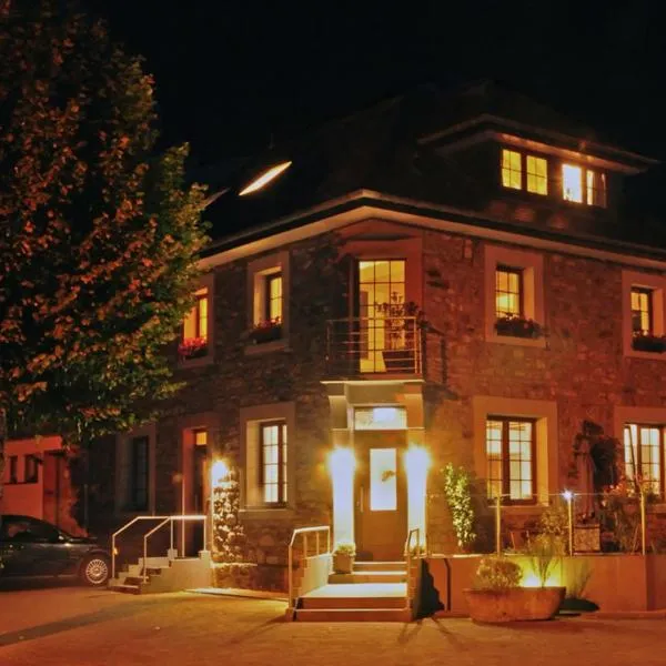 SLEEP INN Bed&Breakfast，位于Herresbach的酒店