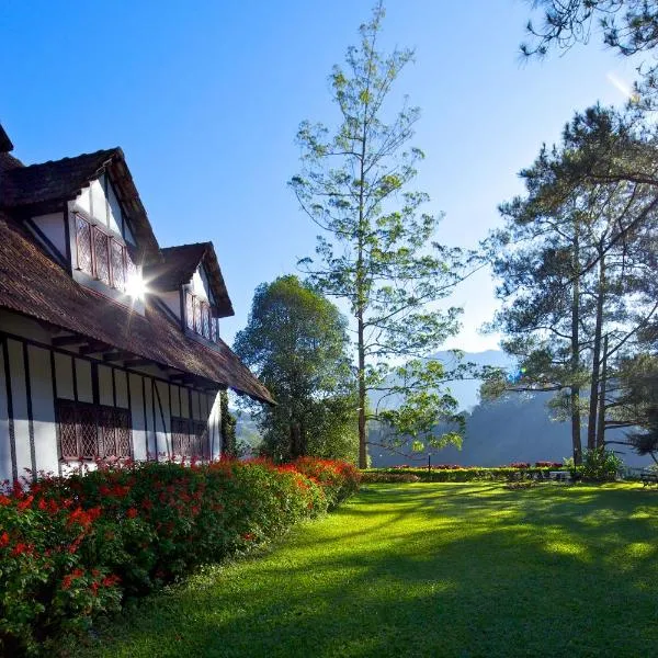 金马仑湖高地湖畔小屋度假村，位于Ringlet的酒店