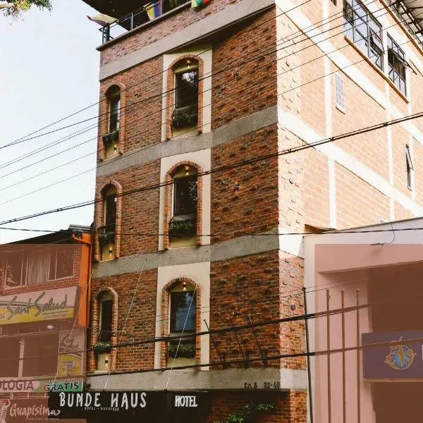 Bunde Haus Hotel EXPRESS BOUTIQUE，位于伊瓦格的酒店