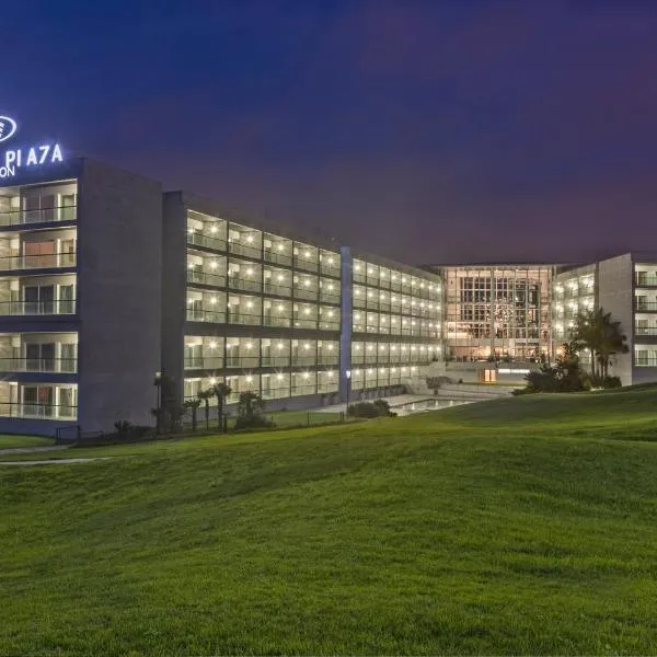 阿尔德亚杜斯卡普克斯高尔夫＆SPA公寓式酒店，位于Aroeira的酒店