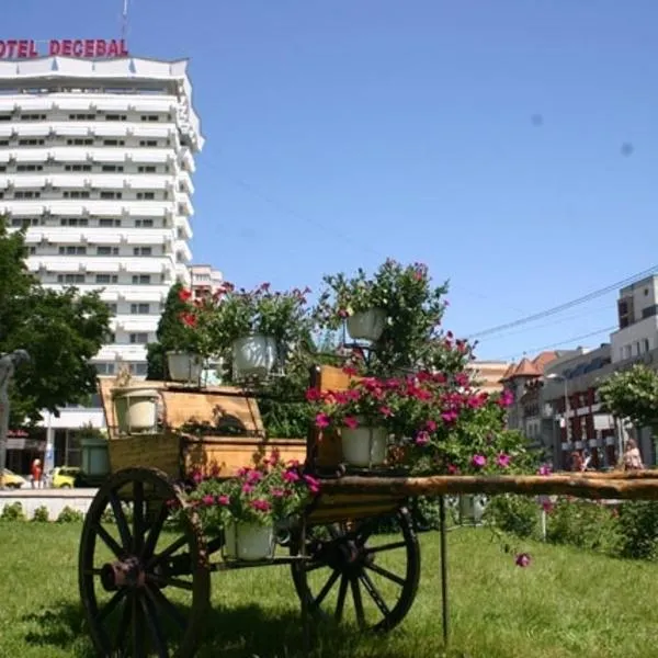 Hotel Decebal，位于Iteşti的酒店