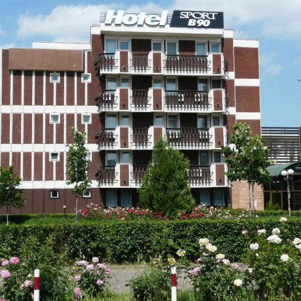 Hotel Sport B90，位于Sălcioara的酒店