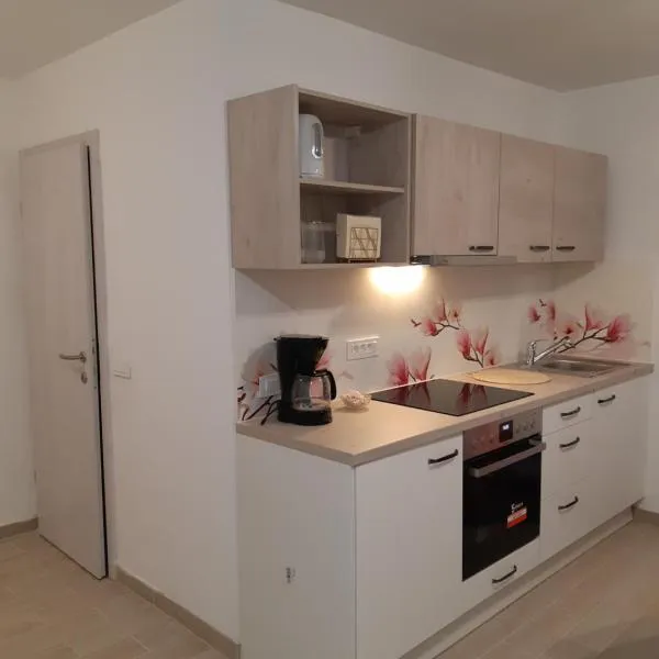ALPSKA ROŽA，位于克拉尼斯卡戈拉的酒店