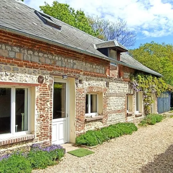 La Glycine Maison 1.5 km Veulettes sur mer，位于Paluel的酒店