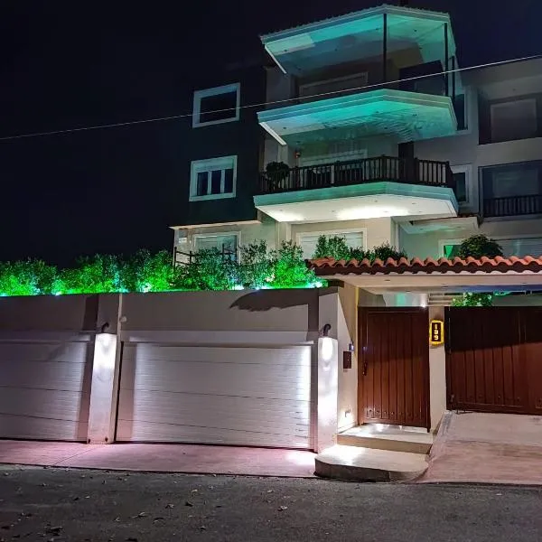 Chalkida Hilltop Apartments，位于哈尔基斯的酒店