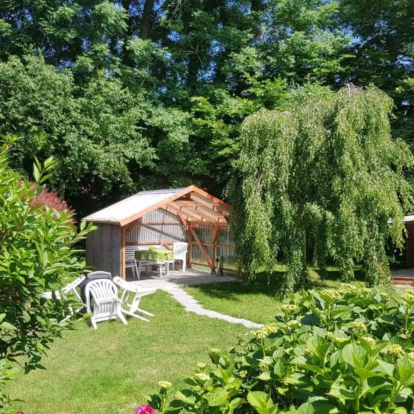 Nordsee Ferienwohnung Landhaus Erdgeschoss，位于多纳莫塞尔的酒店