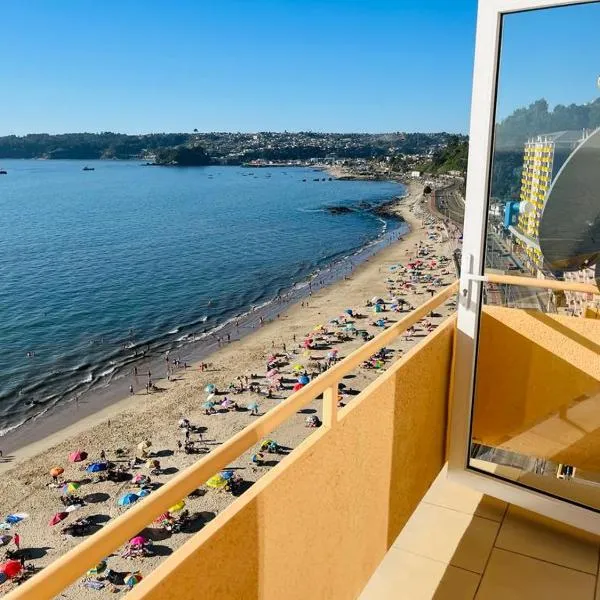Departamento Playa Bellavista, estacionamiento privado, vista al mar, 2 dormitorios 3 camas，位于托梅的酒店
