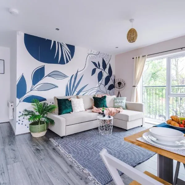 Luxury 2 Bedroom Apartment with FREE Parking In Formby Village By Greenstay Serviced Accommodation - Perfect for Couples, Friends & Families & Business Travellers - Dog Friendly - 6，位于弗姆比的酒店