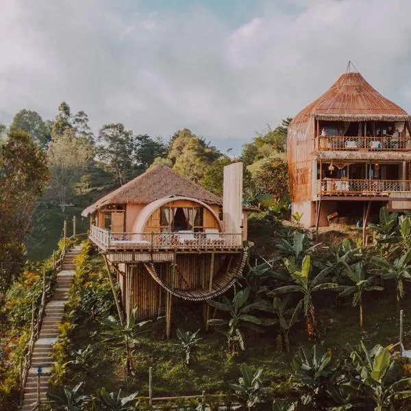 Atma Eco Village，位于瓜塔佩的酒店