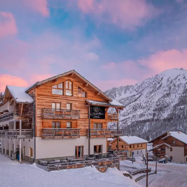 Le Chalet Blanc Hôtel & Spa，位于切萨纳·都灵尼斯的酒店