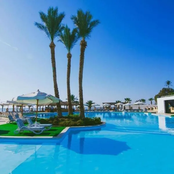 Queen Sharm Italian Club，位于El-Gharqâna的酒店
