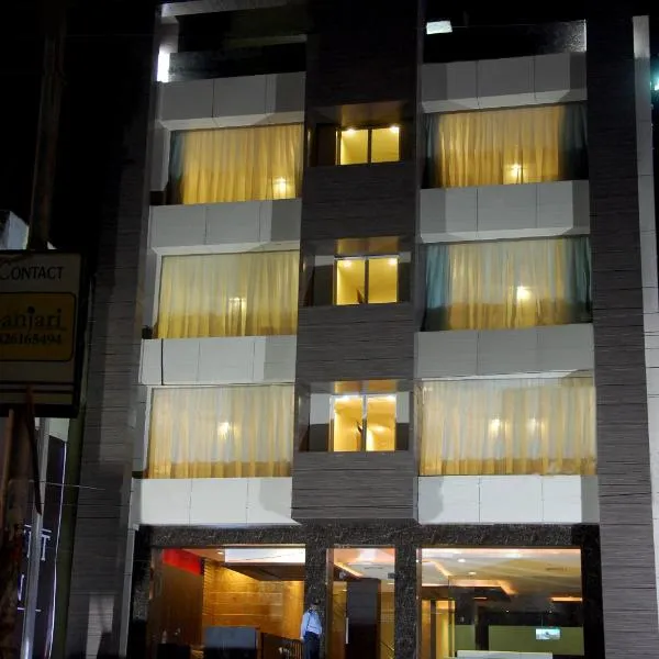 HOTEL GARNET，位于Parmālkasa的酒店
