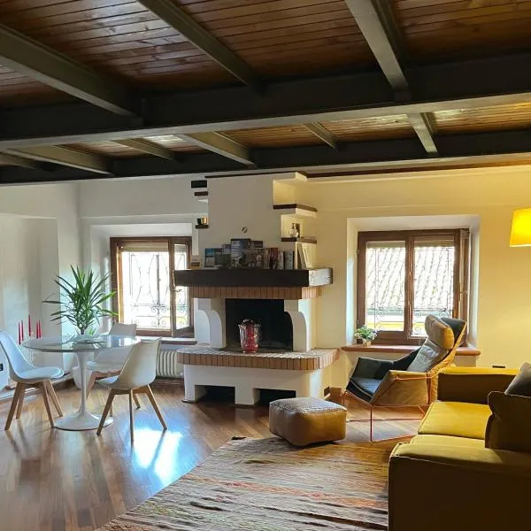 Loft Albinelli Wi-Fi e parcheggio gratis in centro，位于摩德纳的酒店