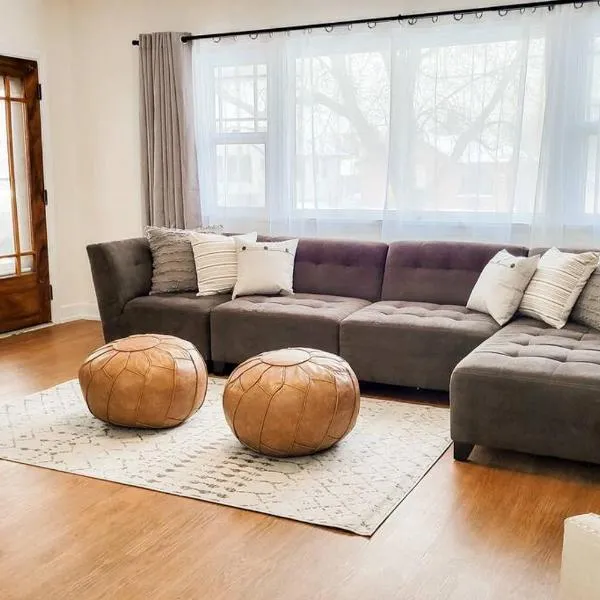 Cozy and Spacious Home in Ogden，位于奥格登的酒店