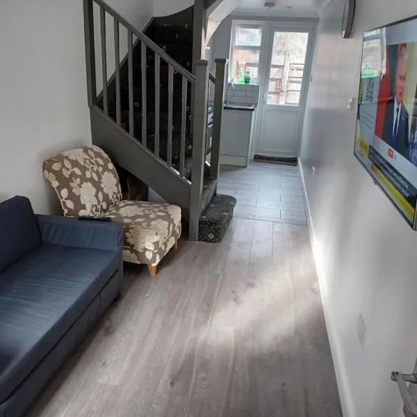 Bethel- beautiful new 1 bed house near Erith station，位于Erith的酒店