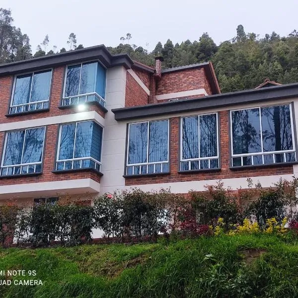 HOTEL CABAÑAS SANTO TOMAS，位于派帕的酒店