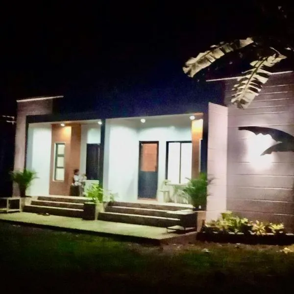 Lucas Transient House，位于Looc的酒店