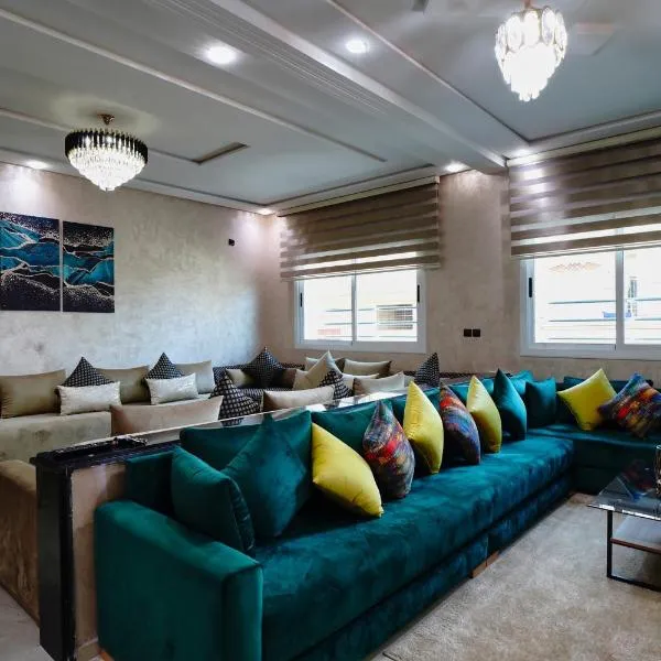 Appartement moderne quartier calme，位于Es Skhinat的酒店