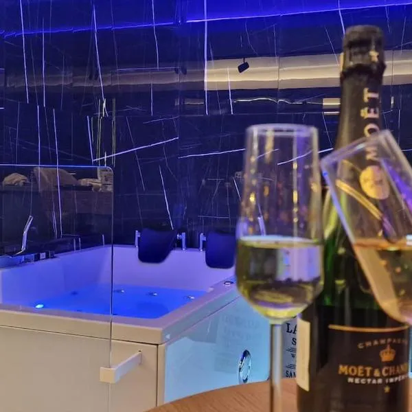 Romantic & Jacuzzi，位于斯科普里的酒店